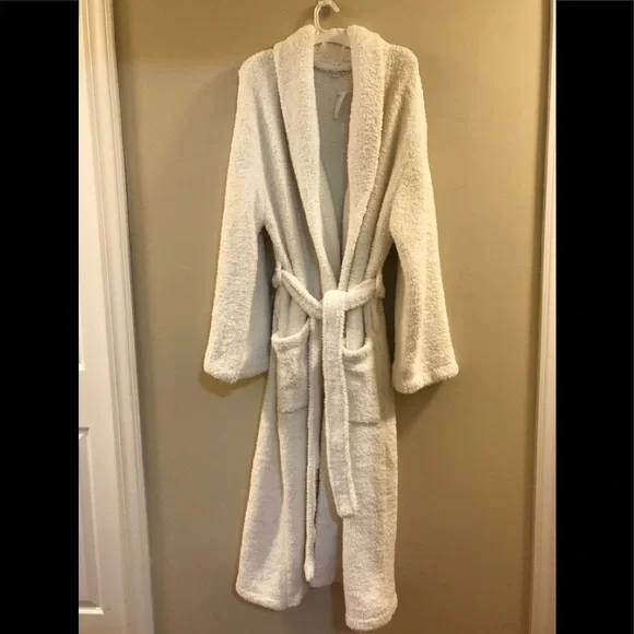 Barefoot dreams cozychic long wrap robe hotsell